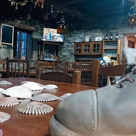La Venta Celta Hotel O Cebrero Luaran gambar