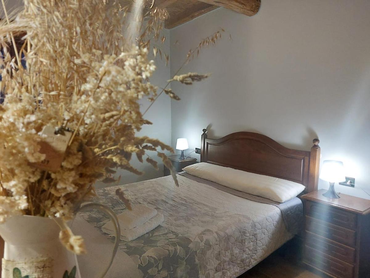 La Venta Celta Hotel O Cebrero Luaran gambar