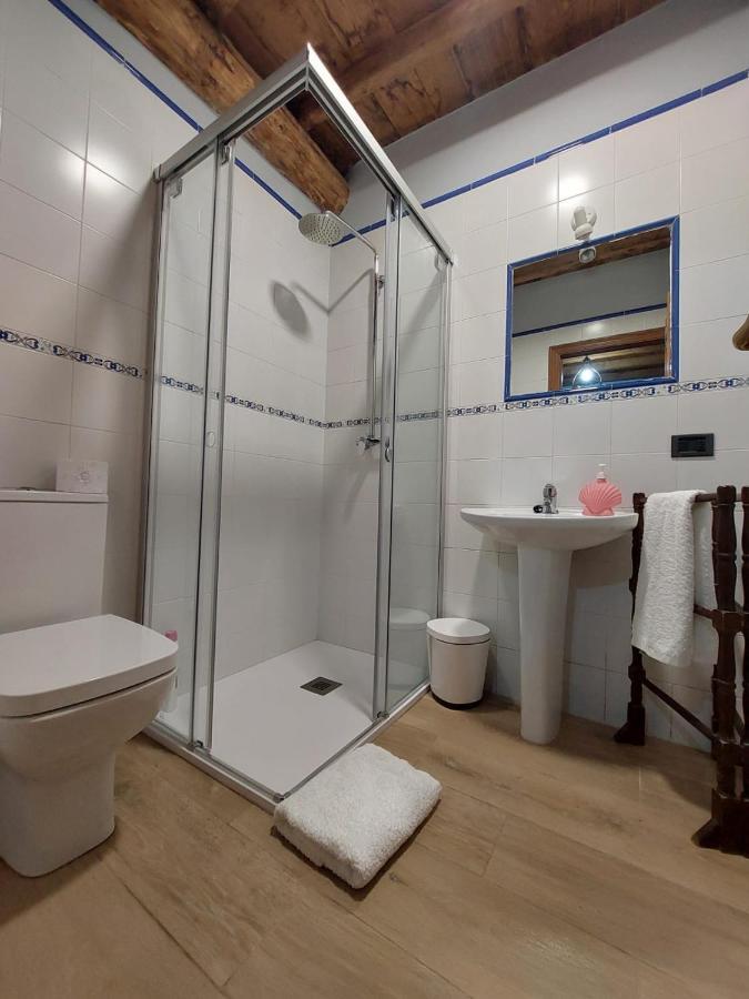 La Venta Celta Hotel O Cebrero Luaran gambar