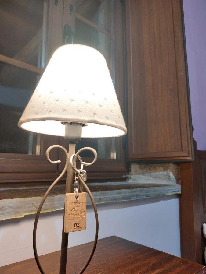 La Venta Celta Hotel O Cebrero Luaran gambar